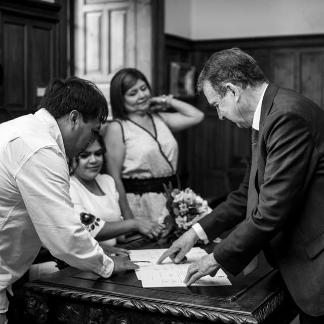 Contacta con Bee Maya Fotografía